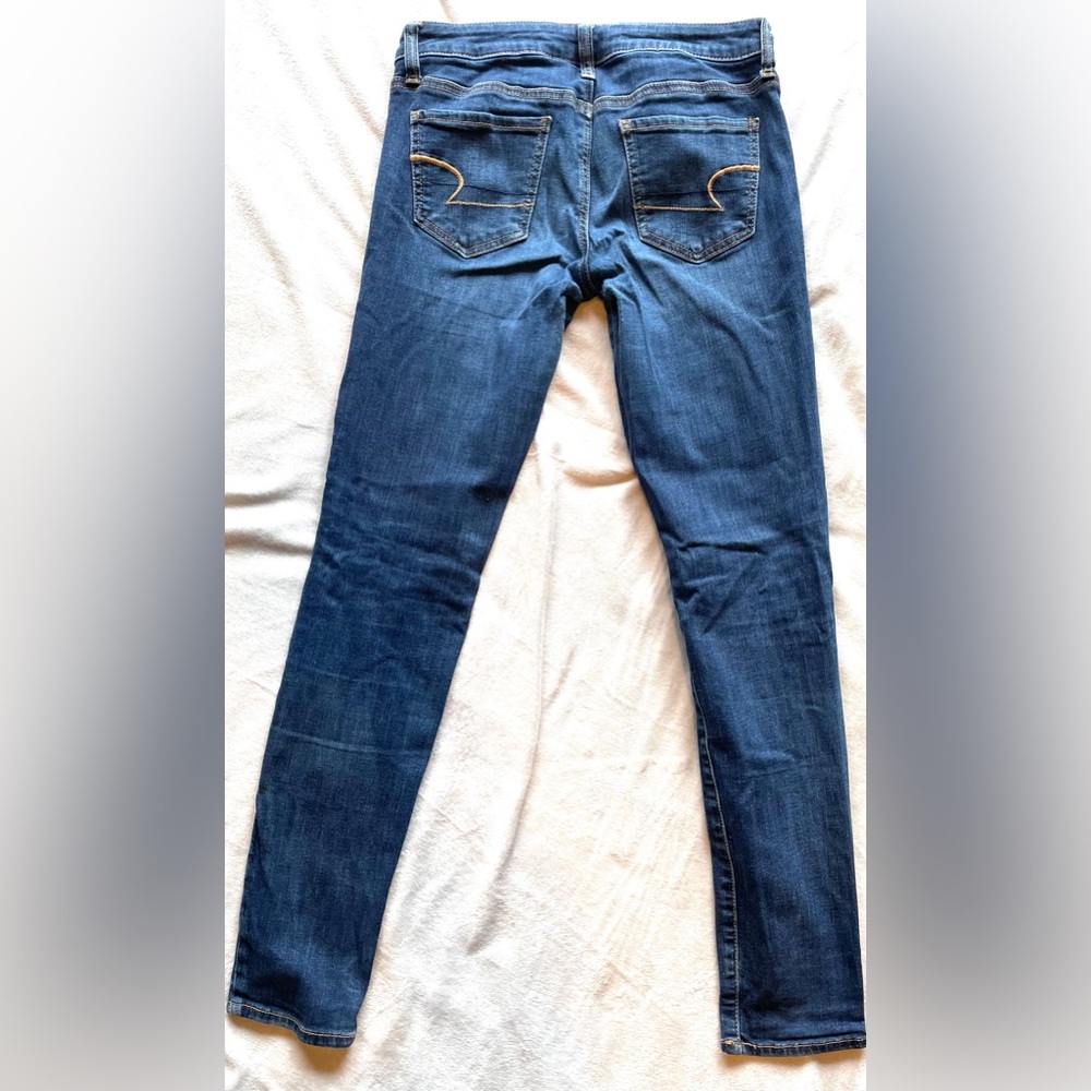 American Eagle woman’s denim jegging - size 8 -smoke free house -great condition - Picture 3 of 5